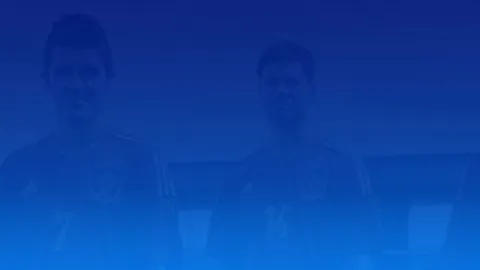 张帅查尔斯顿站三盘苦战，逆袭布隆泽蒂挺进次轮